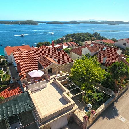 Apartments Vucetic Hvar Town Eksteriør billede