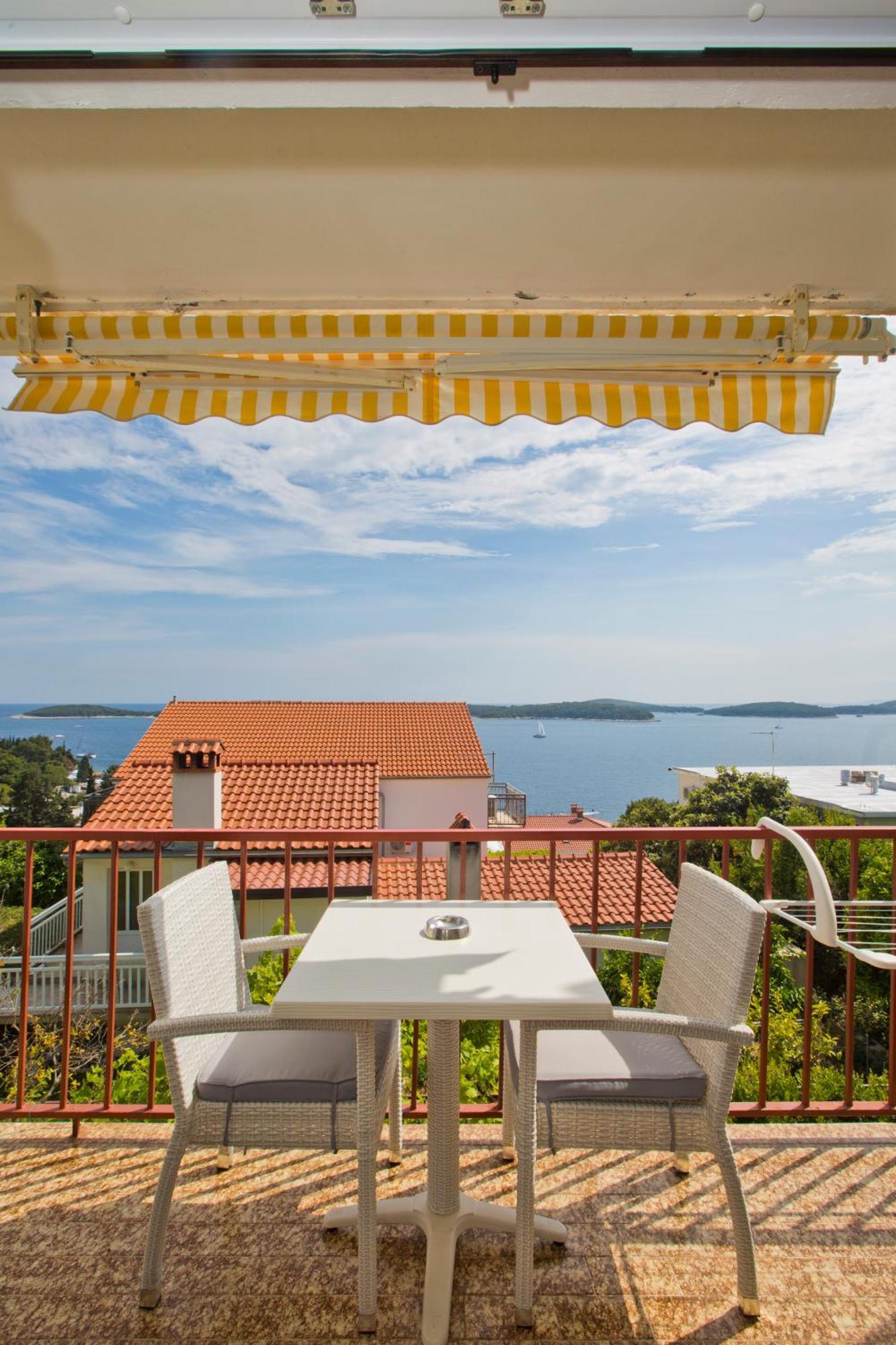 Apartments Vucetic Hvar Town Eksteriør billede